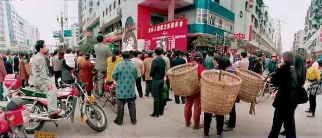 致敬！重庆40年！
