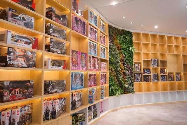 4500㎡巨型室内动物园惊现大石坝，3600只萌宠等你来撩！