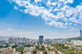 不一样的五年 青海古城西宁的变化视频封面