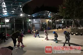 说好要建旱冰球场，为何变成游乐车场？南宁一公园场地用途引质疑图片