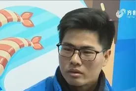 独臂独腿外卖小哥，租在400元的合租房里，新年愿望是租个大的房视频封面