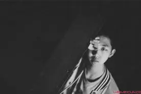 xleft小叮当多大是谁为什么火了 斗鱼xleft小叮当吃鸡实力有多强图片