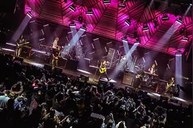 许巍“无尽光芒”全国巡演 深圳福州开启预售图片