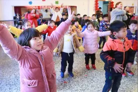 四川雅安：寒假托管班关爱特殊的“留守儿童”视频封面
