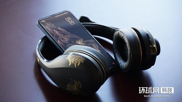 唱全民K歌用什么耳机最好？（一键消音K歌必备 小米蓝牙耳机K歌故宫版体验）