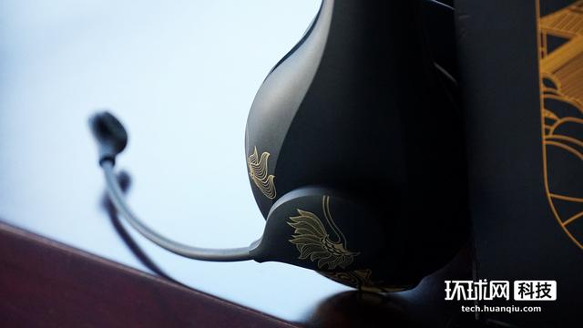 一键消音K歌必备 小米蓝牙耳机K歌故宫版体验