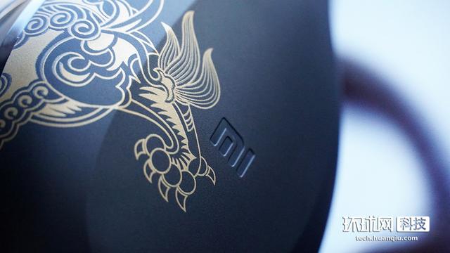 一键消音K歌必备 小米蓝牙耳机K歌故宫版体验