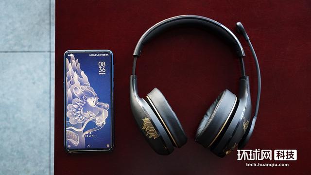 一键消音K歌必备 小米蓝牙耳机K歌故宫版体验