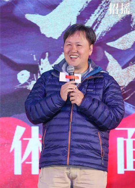招摇电视剧演员表（白鹿许凯主演招摇今晚开播 郑伟文执导）
