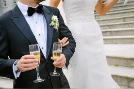 陪公司领导应酬，谨记这些“不成文”的规矩，在职场助你一臂之力图片