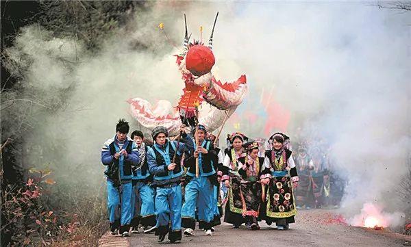值得收藏！黔龙闹新春，你想了解的贵州正月舞龙超详尽图文介绍