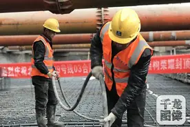 北京地铁19号线积水潭站封顶图片