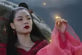 《神探蒲松龄》钟楚曦挑战“聂小倩” 谈对手成龙是个“老小孩”视频封面