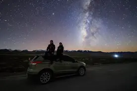 追星星的人图片