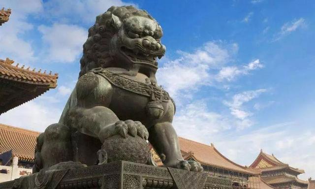 狮子属于“外来物”！那我国春节的舞狮文化是怎么来的？