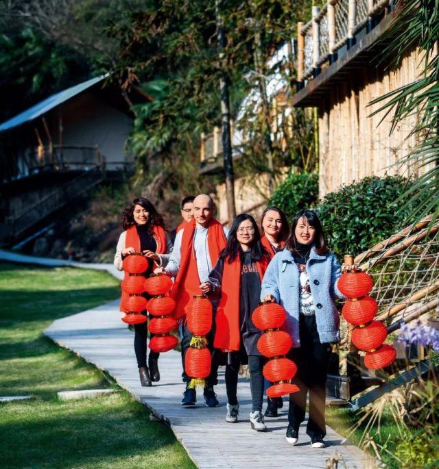 乡村民宿蝶变：深山老林里，究竟藏着怎样的致富密码？