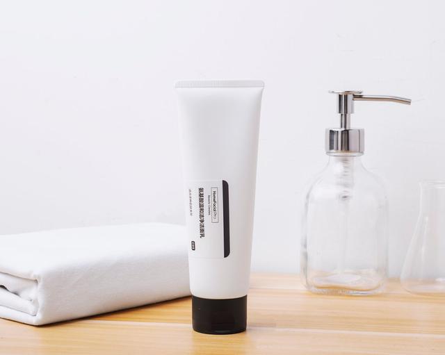 浣犵殑鑴稿お鑴忎簡锛佽繖鏀€滅綉绾㈡礂闈㈠ザ鈥濆埛鐖嗘湅鍙嬪湀锛?0绉掕浣犲交搴曠埍涓婃礂鑴? onerror=