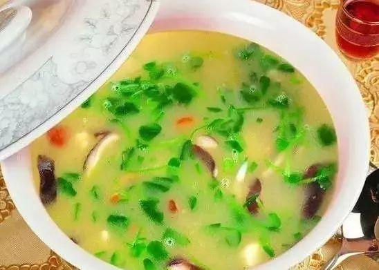 花胶鸡脚蝎子汤 2025年花胶鸡脚汤放什么材料