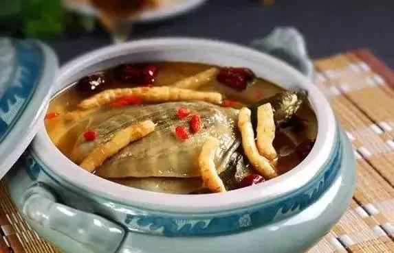 花胶鸡脚蝎子汤 2025年花胶鸡脚汤放什么材料