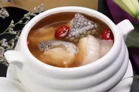 花胶鸡脚蝎子汤 2025年花胶鸡脚汤放什么材料