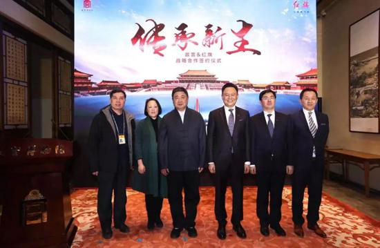 从宫殿庙宇到春晚舞台 这才是中国旗舰品牌该做的事！