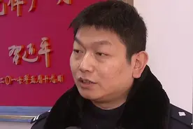 乱象该怎么治？交通违法与接单挂钩，警方探索外卖骑手治理新方式视频封面