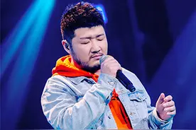苏立生现身《声音的抉择》硬核翻唱《月牙湾》图片