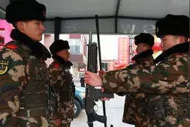 列兵下连队走上哨位：接过钢枪和责任视频封面