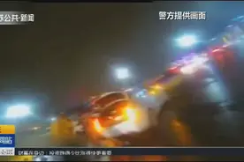 驾照实习期就敢上高速，老婆孩子坐后排，交警一看“急”了视频封面