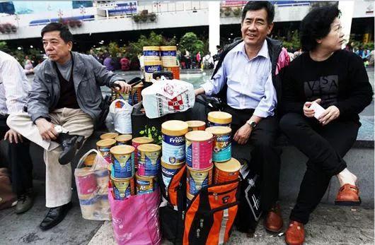 刚进2019，三家洋品牌爆发“毒奶粉”，国产军团的新机会来了！