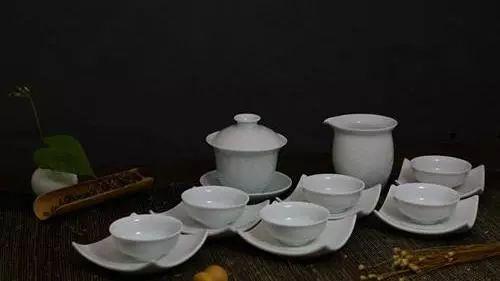 “吃茶”怎么个“吃”法？原来茶的学问这么大