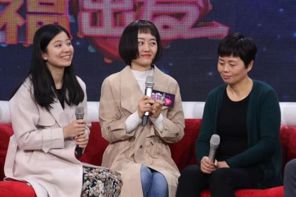 因为爱情！空军战士舍身救火全身烧伤，女大学生心生倾慕相守余生