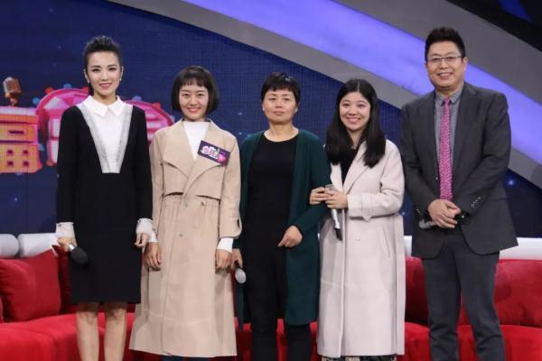 因为爱情！空军战士舍身救火全身烧伤，女大学生心生倾慕相守余生