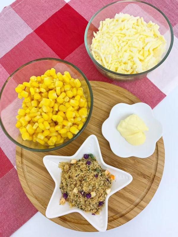芝士玉米的做法（用烤箱做小零食）