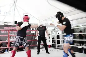 赤手空拳二十载！从“地下擂台”打到电影荧屏，深圳让他梦想成真视频封面