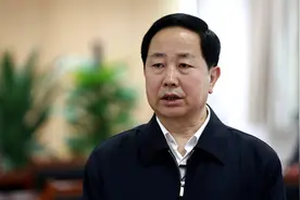 牢记嘱托 担当作为抓落实丨李希信：大力发展各类农业园区 把二三产业更多地留在农村视频封面