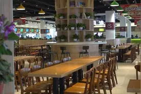 别人家学校！高校食堂变网红餐厅能K歌视频封面