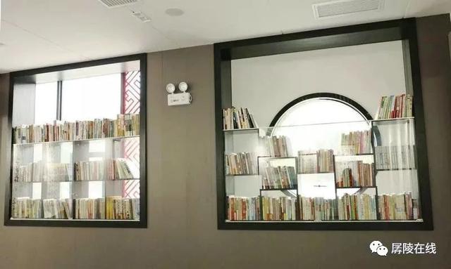 40多年藏书10万册……他收获了什么？