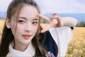 杨超越曝光和王源相识细节，得知过程后，网友：我承认我酸了！图片