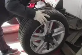 车轮平衡块的作用图片