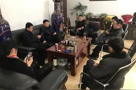 张庄路街道：“书记直通车”持续深入基层征收拆迁现场图片