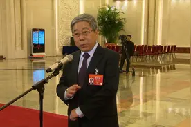 部长之声|陈宝生谈校园安全问题视频封面