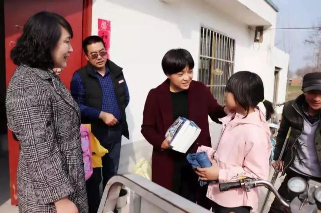 被《我叫山果》感动，周口这个女人做了一件事……