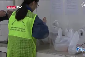 高校食堂推外卖APP，学生勤工俭学送餐月入千元视频封面