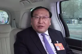 对话王静成：提高医务人员绩效迫在眉睫视频封面