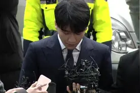 韩国男团成员涉嫌“性贿赂”，波及政界视频封面