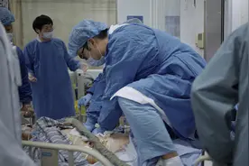 如何与死亡和解？《人间世2》：在ICU感受生与死之间的距离视频封面