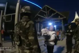 云南：2岁女童走丢 巡逻武警帮忙找回视频封面