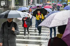 中央气象台：冷空气来袭 中东部将降雨降温视频封面