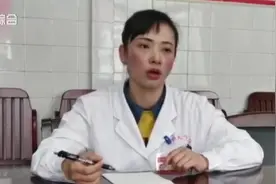 女医生高铁上救人后被要求出示证件，医生回应：列车员态度没问题视频封面